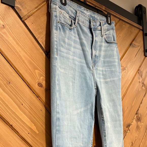 Old Navy Light Blue Extra High Rise Flare Women's Jeans Fits You 2-6 - Picture 4 of 7